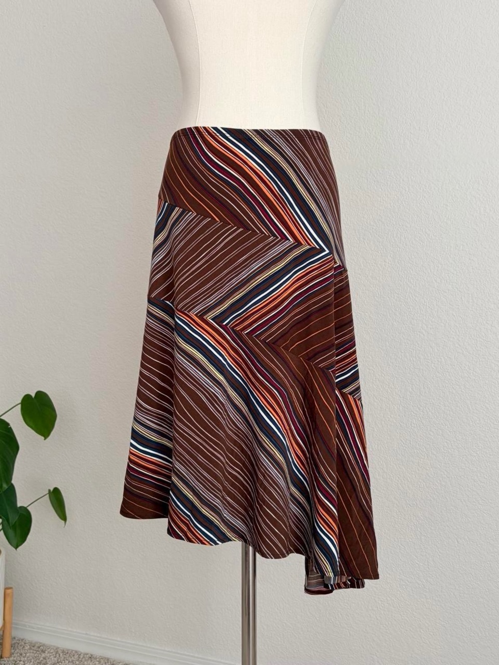 BCBGMaxazria Multicolor Zig Zag Stripe Asymmetrical Skirt